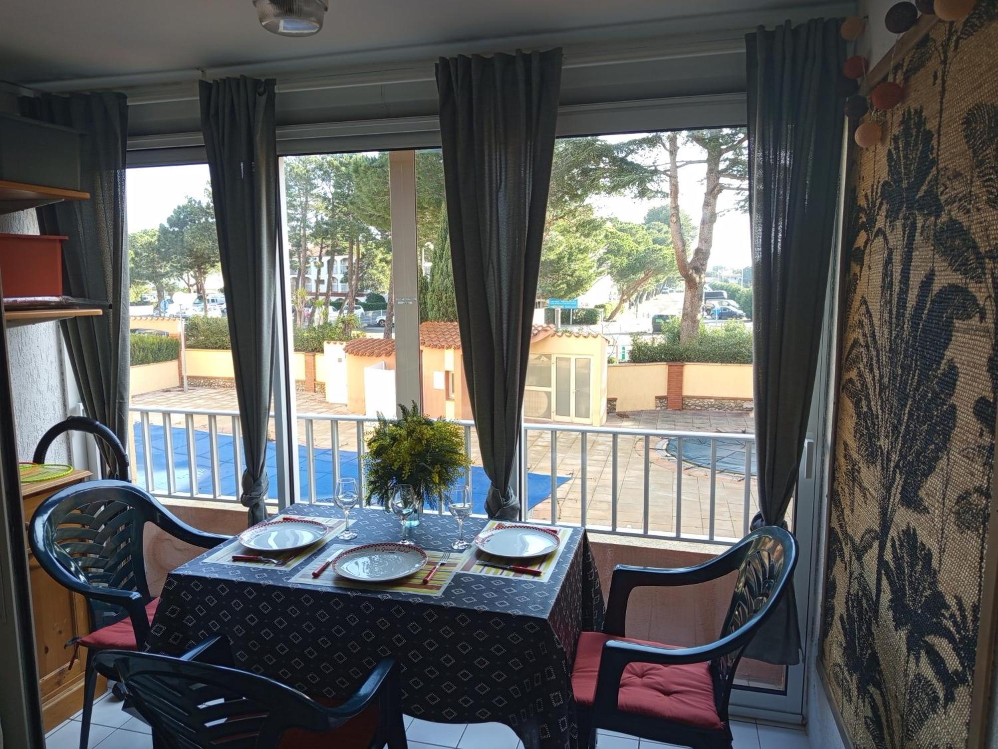 Joli Studio Cabine 4 Personnes A 300 M De La Plage Argeles-sur-Mer Bagian luar foto